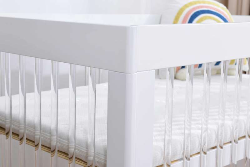 Детская кроватка LPK750 размер 120*60, белая